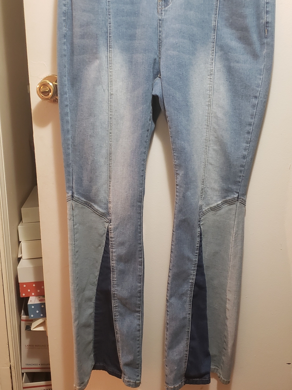 Fashion Nova Light Blue Women's Split-Hem Skinny Jeans